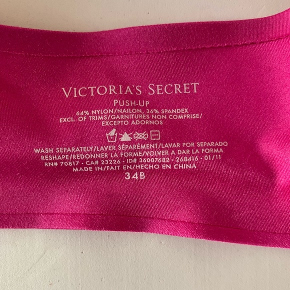 Victoria’s Secret push up bra - Picture 2 of 3